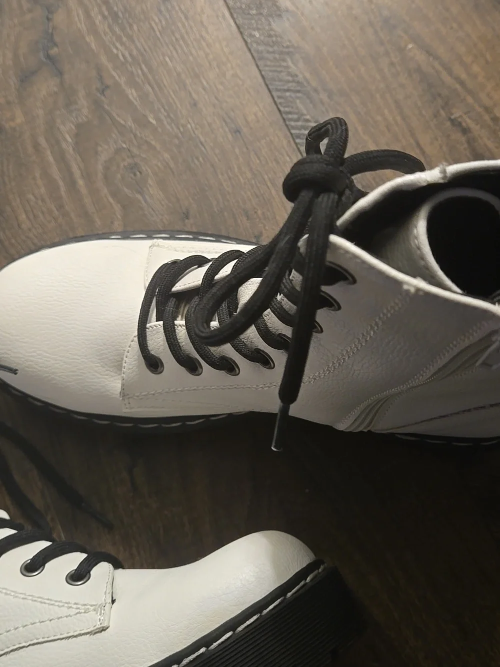 🆕 White Lace-Up Combat Boots for Women 7.5🔥🔥🔥 so Cute! - Picture 2 of 8